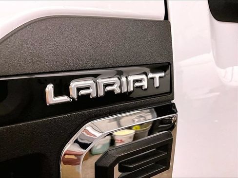 Used 2024 Ford F250 Lariat w/ Lariat Ultimate Package AWD/4WD image 13