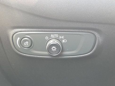 Used 2024 Chevrolet Equinox LT w/ Driver Convenience Package FWD image 29