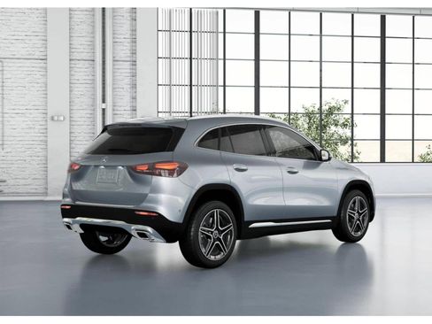 New 2026 Mercedes-Benz GLA 250 image 19