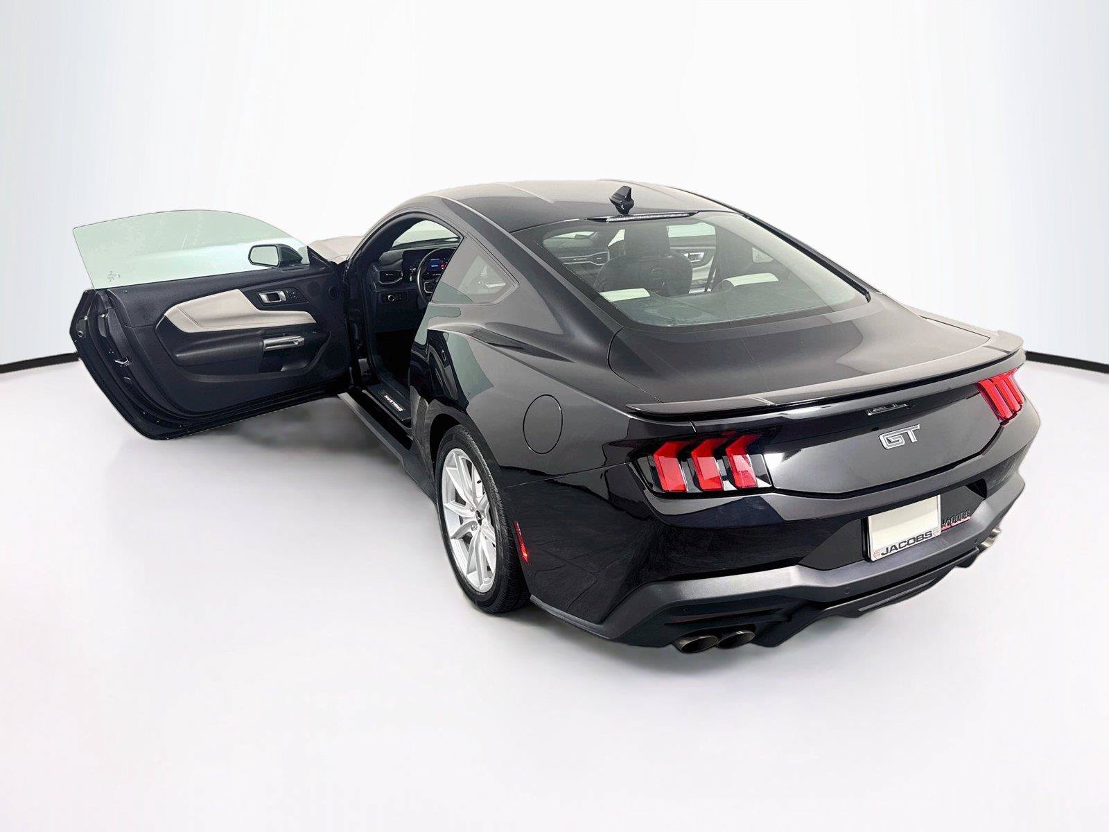 Used 2025 Ford Mustang GT Premium RWD image 40