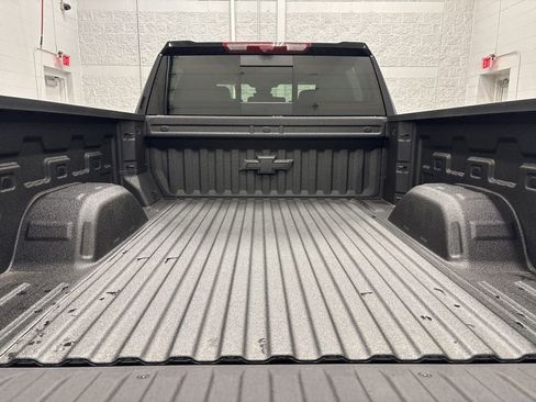 New 2026 Chevrolet Silverado 1500 LTZ w/ LTZ Premium Package AWD/4WD image 6