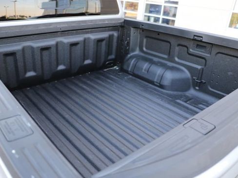Used 2024 Ford Ranger XLT w/ FX4 Off-Road Package AWD/4WD image 17