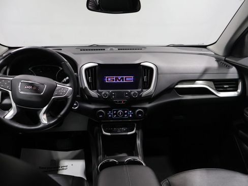 Used 2024 GMC Terrain SLT AWD/4WD image 15