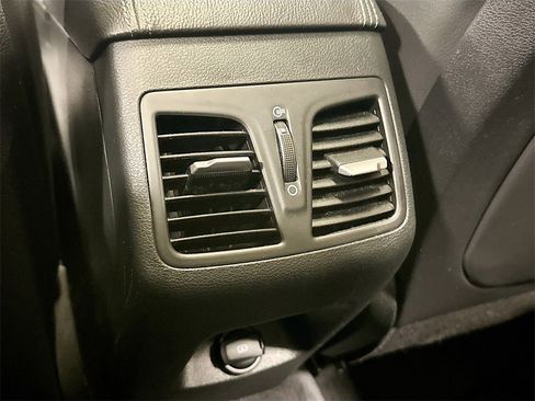 Used 2018 Hyundai Sonata Limited w/ Ultimate Package 07 image 30