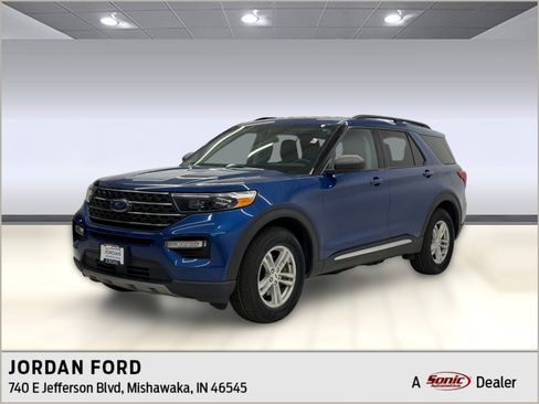 Used 2021 Ford Explorer XLT w/ Equipment Group 202A image 1