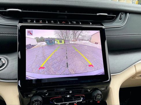 Used 2023 Jeep Grand Cherokee Limited w/ Trailer Tow Prep Group (B) image 22