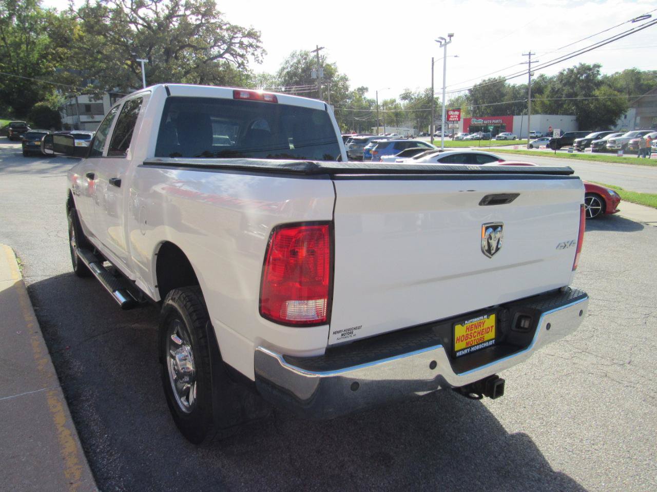 Used 2015 RAM 2500 Tradesman w/ Chrome Appearance Group AWD/4WD image 11