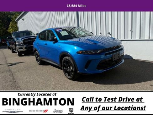 Used 2024 Dodge Hornet R/T w/ R/T Blacktop Package image 2