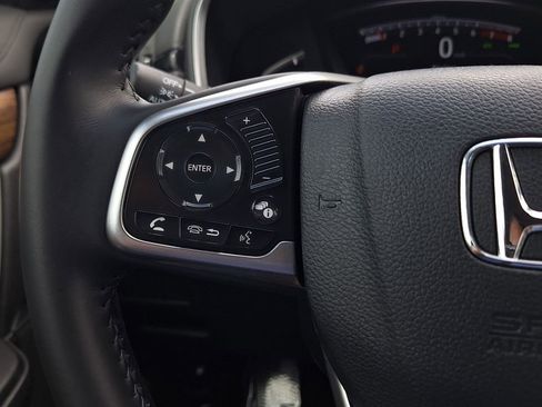 Used 2018 Honda CR-V Touring image 16
