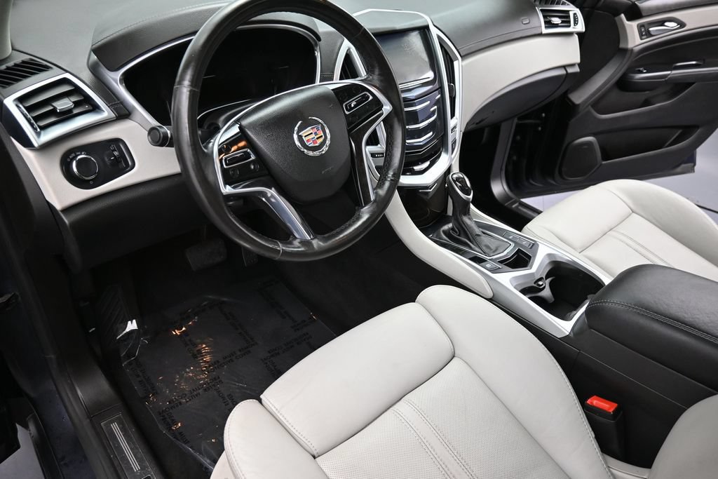 Used 2016 Cadillac SRX Luxury AWD/4WD image 12