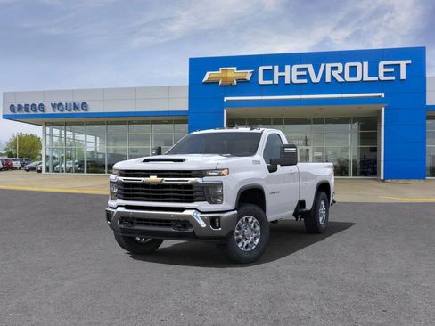 New 2025 Chevrolet Silverado 2500 LT w/ Convenience Package image 9