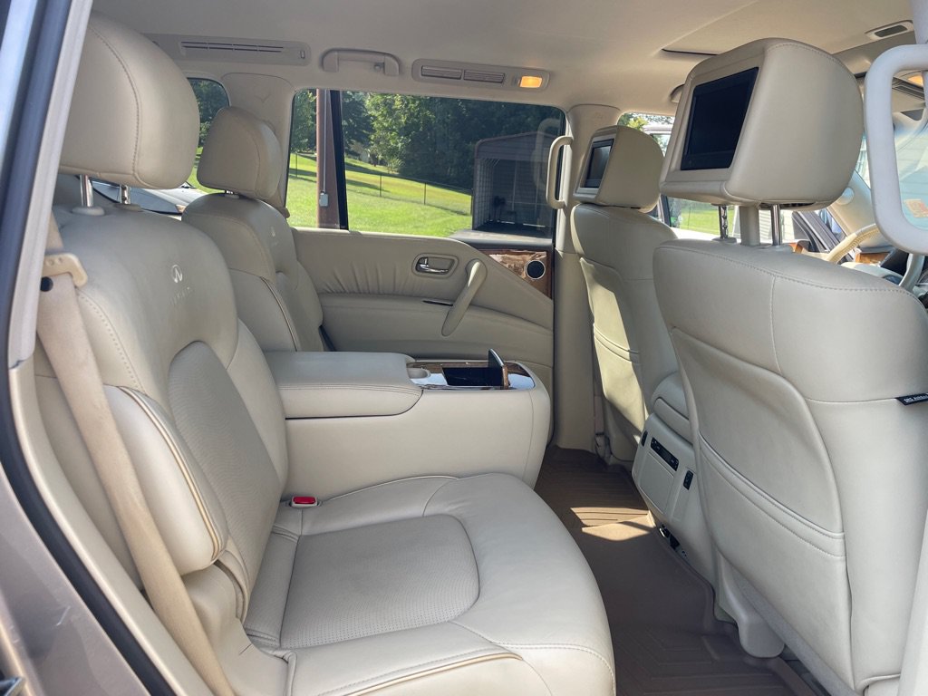 Used 2012 INFINITI QX56 2WD w/ Theater Pkg image 21