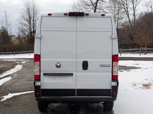New 2026 RAM ProMaster 2500 image 4
