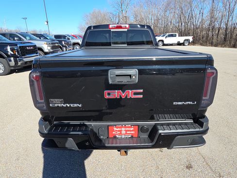 Used 2019 GMC Canyon Denali image 7