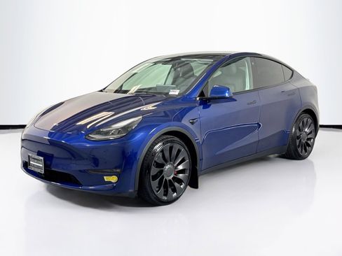 Used 2022 Tesla Model Y Performance image 1