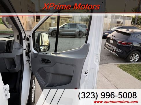 Used 2016 Ford Transit 250 250 w/ Exterior Upgrade Package image 24