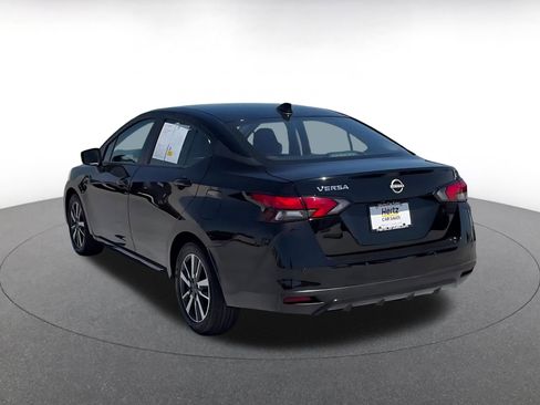 Used 2025 Nissan Versa SV FWD image 11