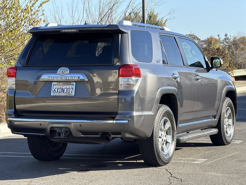 Used 2012 Toyota 4Runner SR5 w/ Convenience Pkg AWD/4WD image 7