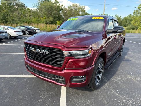 Used 2025 RAM 1500 Laramie w/ Sport Appearance Package AWD/4WD image 2