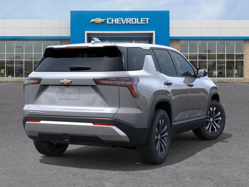 New 2027 Chevrolet Equinox LT w/ Convenience Package II AWD/4WD image 4