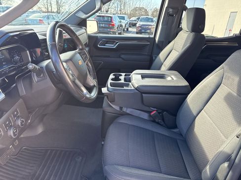 Used 2022 Chevrolet Silverado 1500 LT image 21