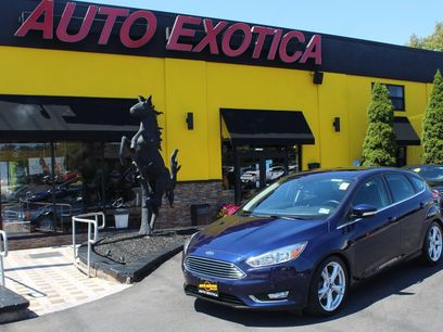 Used 2016 Ford Focus Titanium w/ Titanium Technology Package