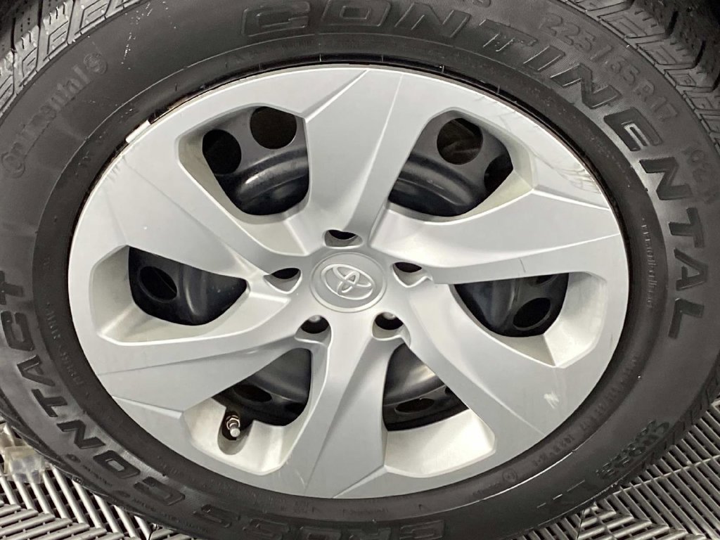 Used 2020 Toyota RAV4 LE w/ All Weather Liner Package AWD/4WD image 29