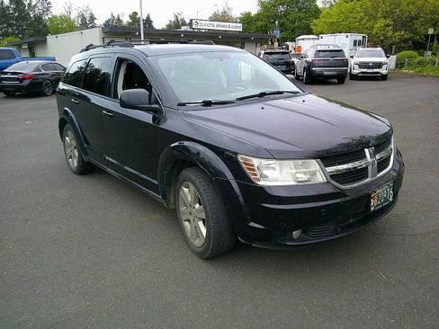 Used 2010 Dodge Journey SXT w/ Flexible Seating Group image 7