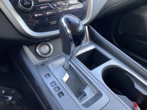 Used 2024 Nissan Murano SL image 23