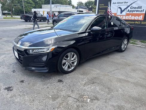 Used 2019 Honda Accord LX image 9
