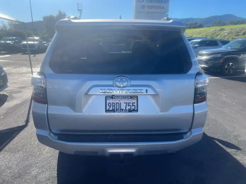 Certified 2023 Toyota 4Runner SR5 Premium image 9