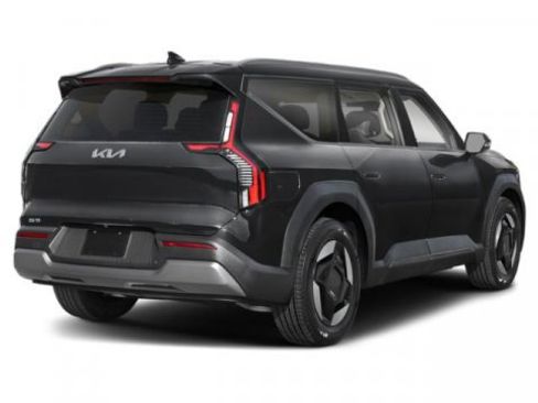 Used 2024 Kia EV9 Wind AWD/4WD image 2