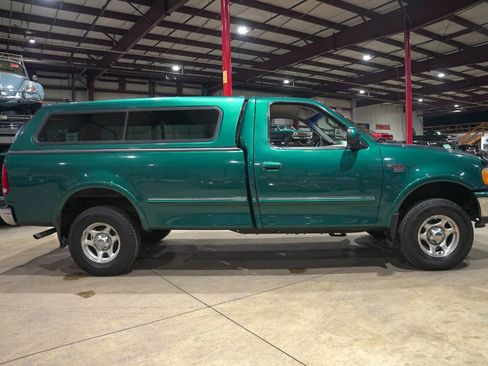 Used 1998 Ford F150 XLT image 10