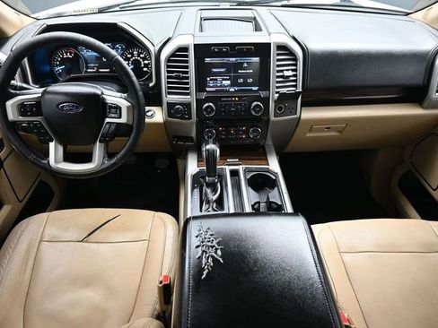 Used 2015 Ford F150 Lariat w/ Equipment Group 501A Mid AWD/4WD image 10