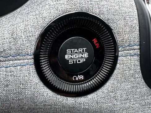 Used 2022 Jeep Compass Latitude w/ Convenience Group image 19