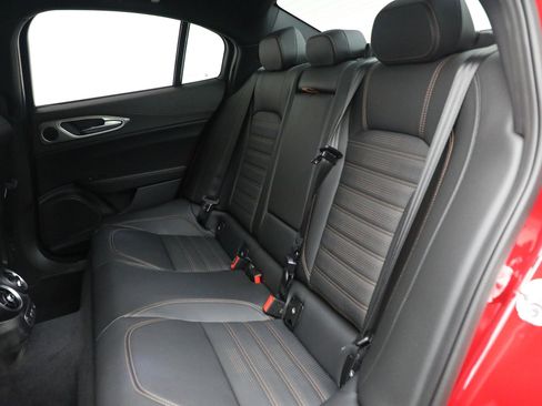 New 2025 Alfa Romeo Giulia AWD w/ Driving Assist Package image 21