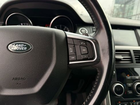 Used 2016 Land Rover Discovery Sport SE AWD/4WD image 32