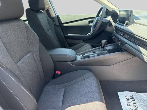 Used 2023 Honda Accord EX image 25