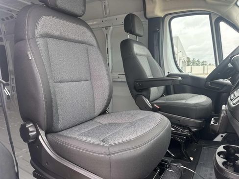 New 2026 RAM ProMaster 2500 w/ Convenience Group FWD image 13
