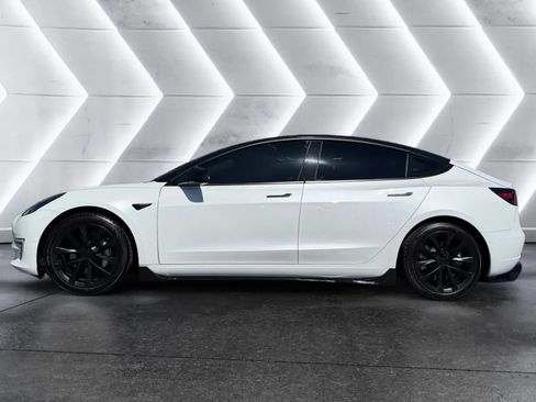 Used 2021 Tesla Model 3 Standard Range Plus RWD image 2