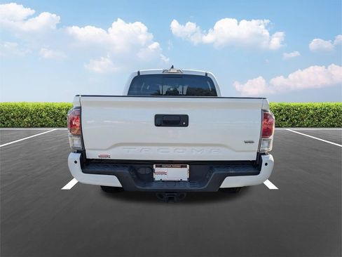 Used 2023 Toyota Tacoma TRD Sport w/ Advanced Technology Package AWD/4WD image 6