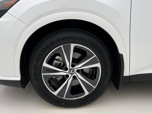 Used 2023 Lexus RX 350 AWD image 30