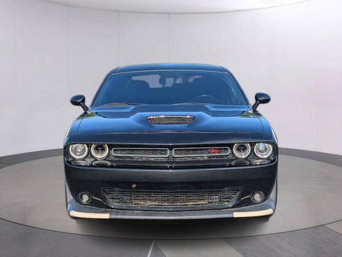 Used 2022 Dodge Challenger GT RWD image 9