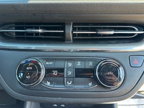 Used 2024 Buick Envista Preferred w/ Convenience I Package image 16