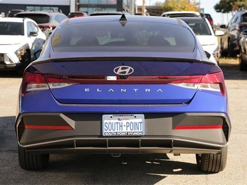 New 2026 Hyundai Elantra Sport image 6