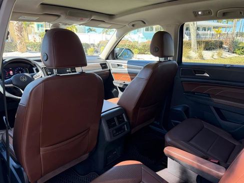 Used 2021 Volkswagen Atlas SEL image 15