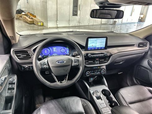 Used 2020 Ford Escape Titanium w/ Titanium Premium Package 2.0 image 19