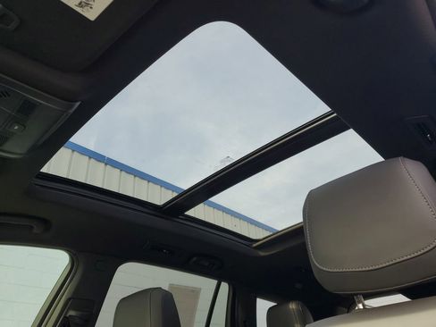 Certified 2024 Cadillac XT6 Sport image 6