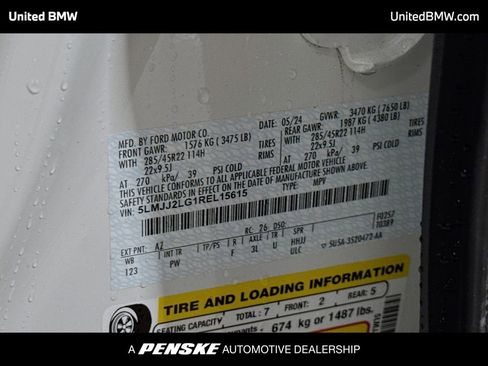 Used 2024 Lincoln Navigator Reserve image 16