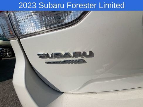 Used 2023 Subaru Forester Limited AWD/4WD image 19